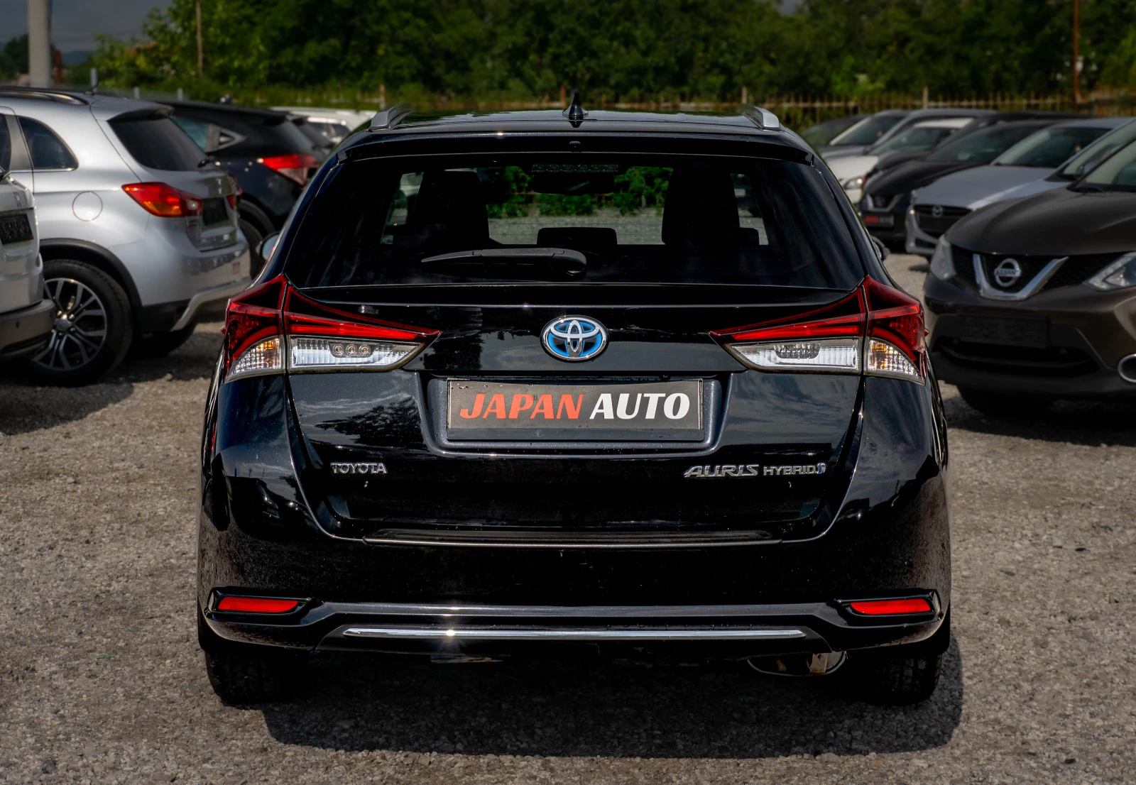 Toyota Auris 1.8 Hybrid Facelif Black Edition! ТОП! С ГАРАНЦИЯ!, снимка 5 - Автомобили и джипове - 55371790