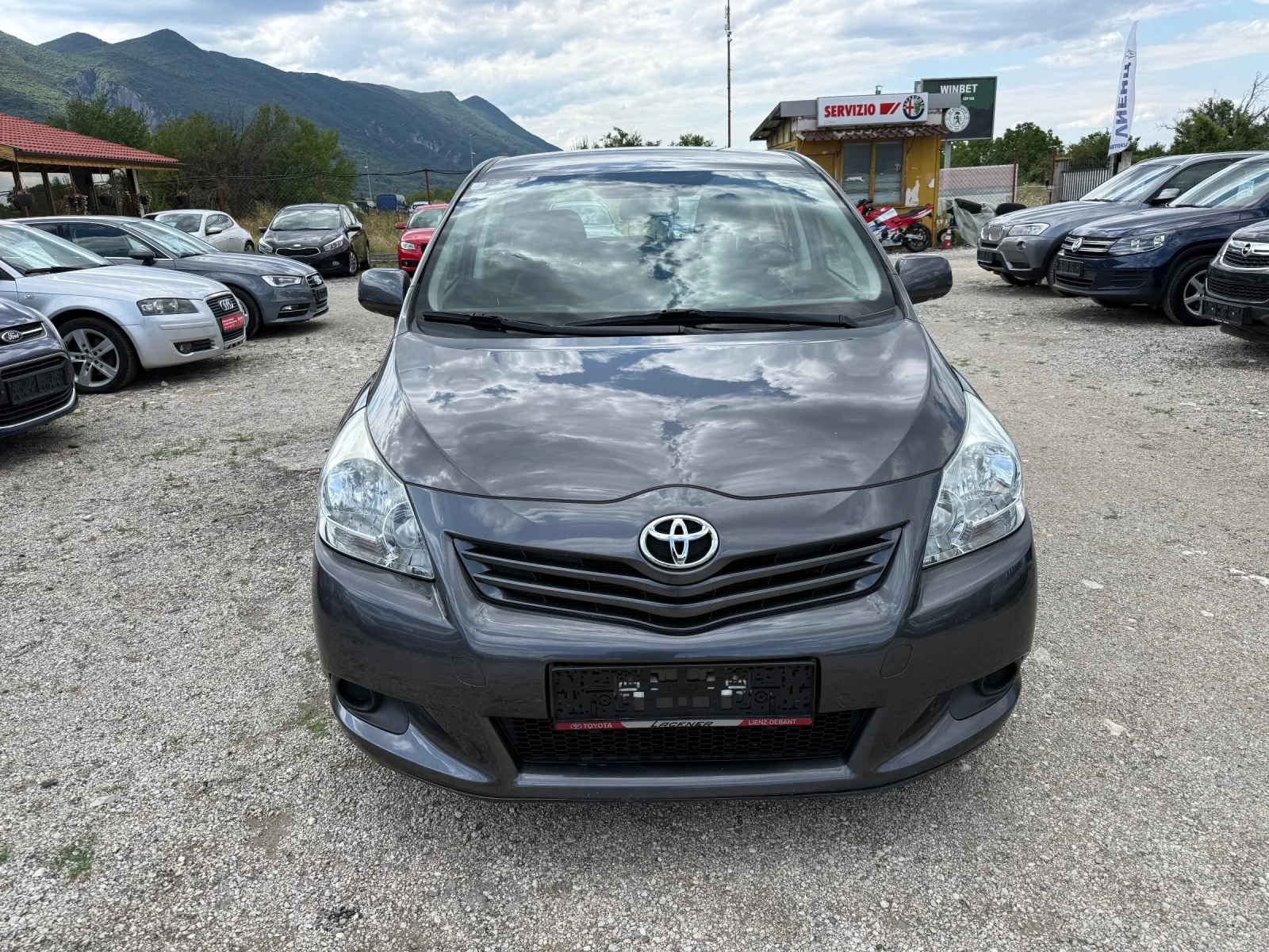 Toyota Verso 1.6 I  132 k.с., снимка 3 - Автомобили и джипове - 55394987