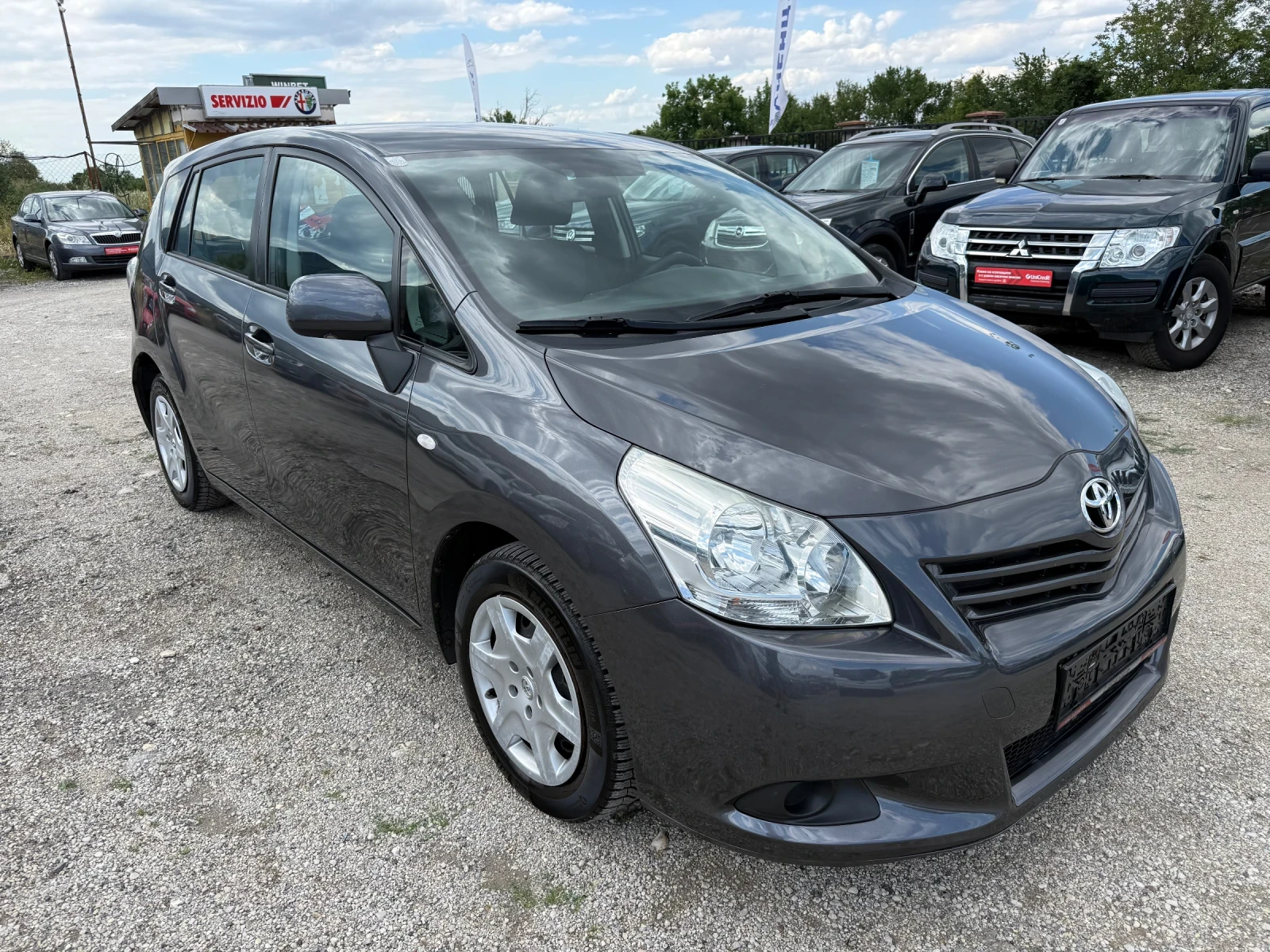 Toyota Verso 1.6 I  132 k.с., снимка 4 - Автомобили и джипове - 55394987