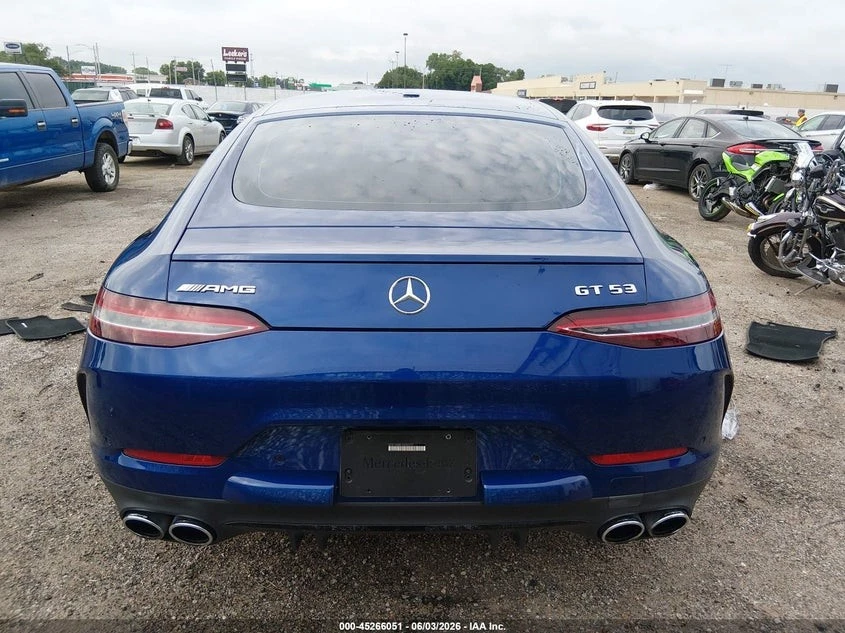 Mercedes-Benz AMG GT 53 4-DOOR COUPE Автокредит Цена до България, снимка 5 - Автомобили и джипове - 55443564