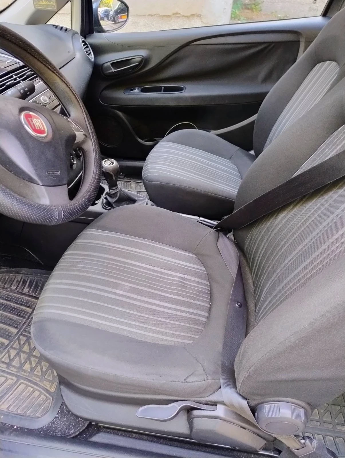 Fiat Punto, снимка 8 - Автомобили и джипове - 55480134