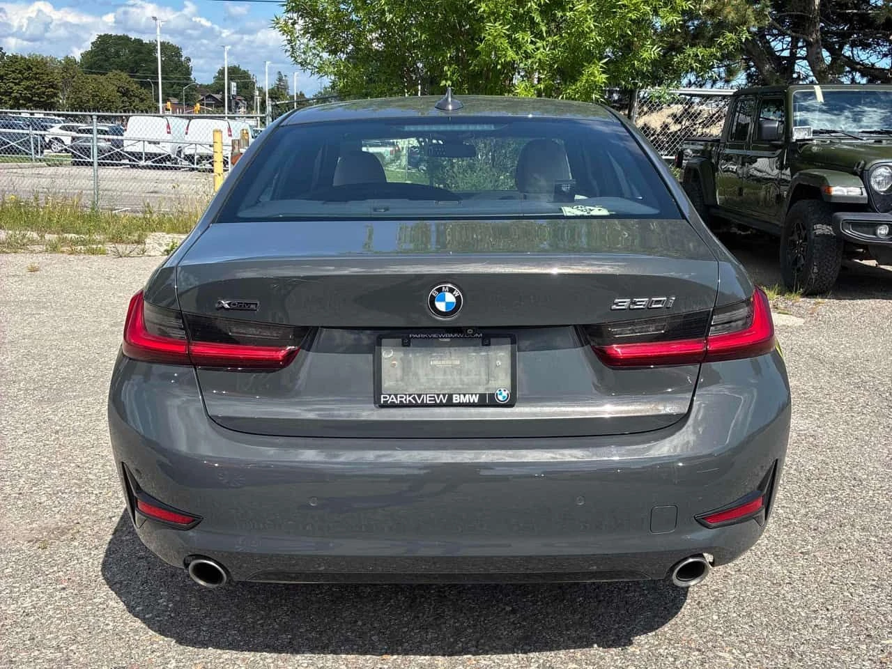 BMW 330 i xDrive / CARFAX / АВТОКРЕДИТ, снимка 4 - Автомобили и джипове - 55677887
