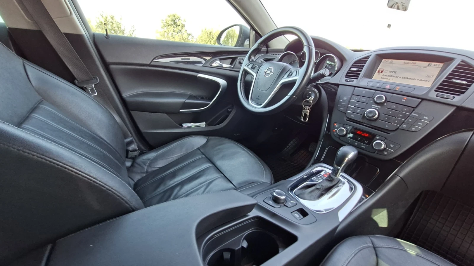 Opel Insignia 2.0 турбо 220 коня, снимка 13 - Автомобили и джипове - 56061515