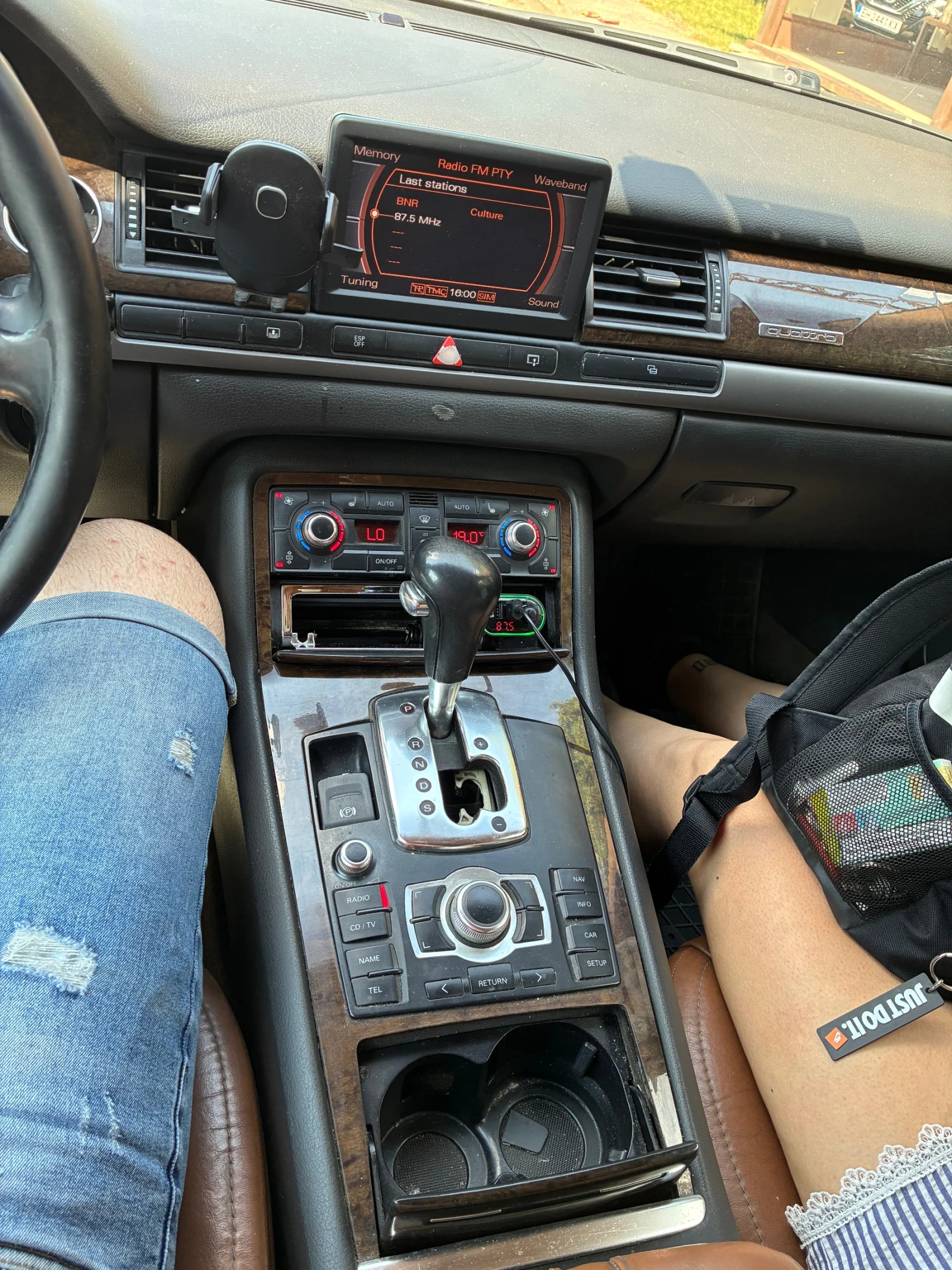Audi A8, снимка 4 - Автомобили и джипове - 56204465