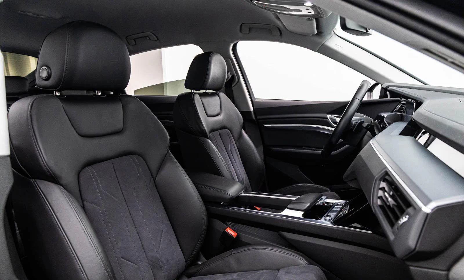 Audi E-Tron SPORTBAC/55/408HP/360/SLINE/HUD/MATRIX/924z | Mobile.bg � ����������� 12