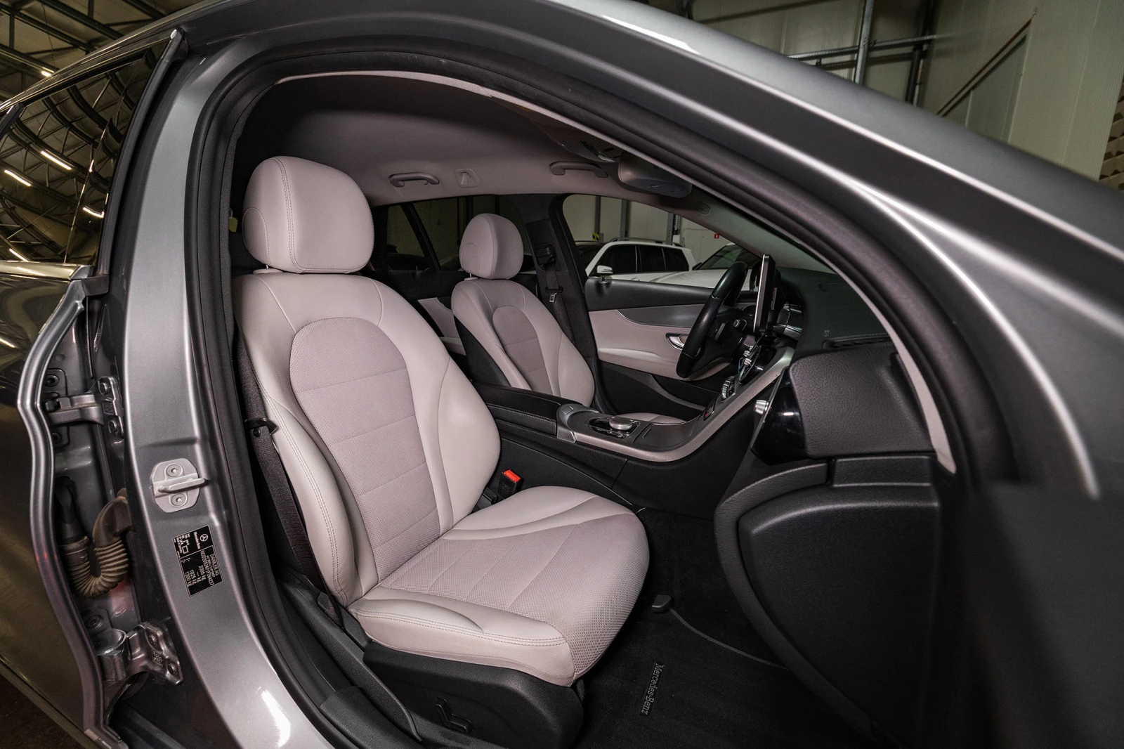 Mercedes-Benz C 350 Plug-in Hybrid| AIRMATIC| LED| �������� | Mobile.bg � ����������� 10