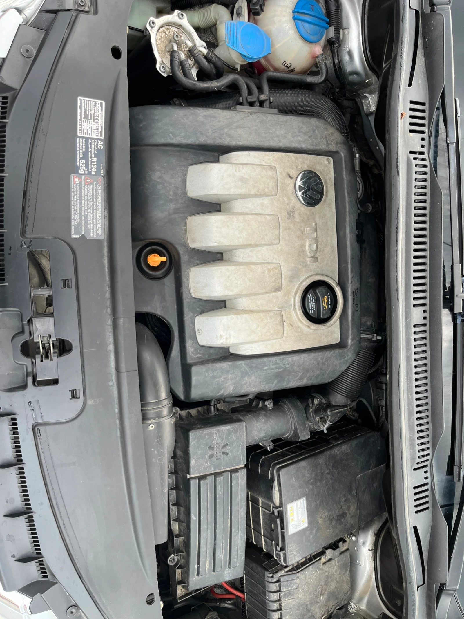 VW Touran, снимка 6 - Автомобили и джипове - 56629066