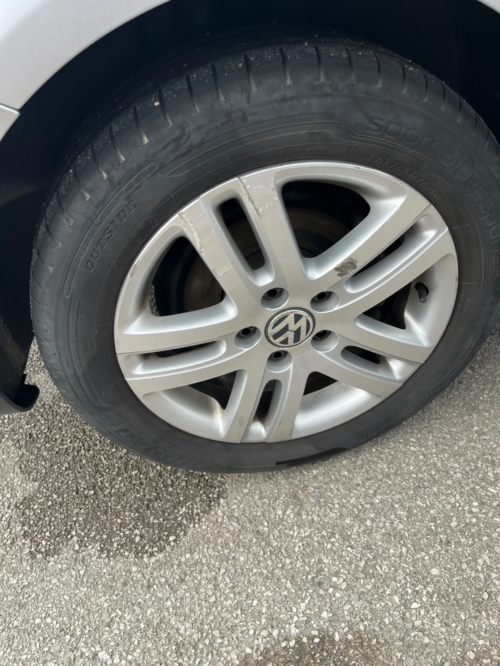 VW Touran, снимка 3 - Автомобили и джипове - 56629066