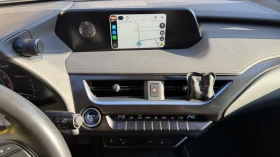 Lexus UX 250h, снимка 16