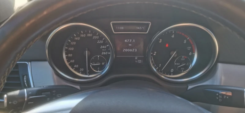 Mercedes-Benz ML 250, снимка 11 - Автомобили и джипове - 47878558