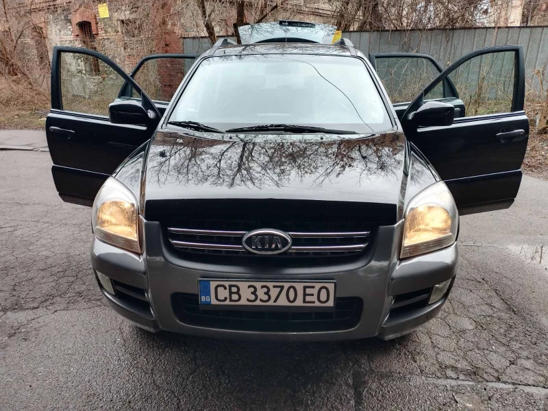 Kia Sportage active 2.0i -Бензин, снимка 17 - Автомобили и джипове - 49349057