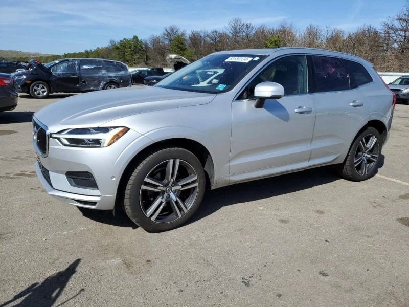 Volvo XC60 T5 AWD Momentum, снимка 4 - Автомобили и джипове - 49595535