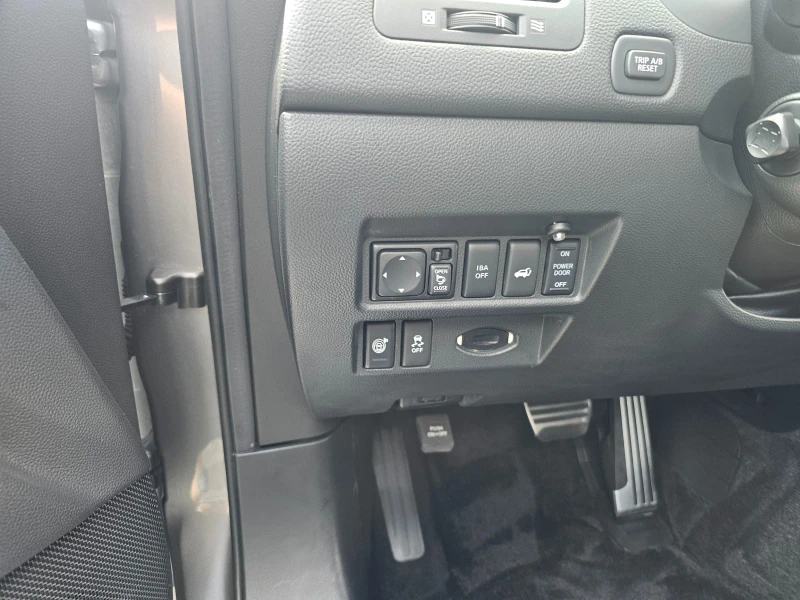 Infiniti QX70 3.0D, снимка 11 - Автомобили и джипове - 50735980