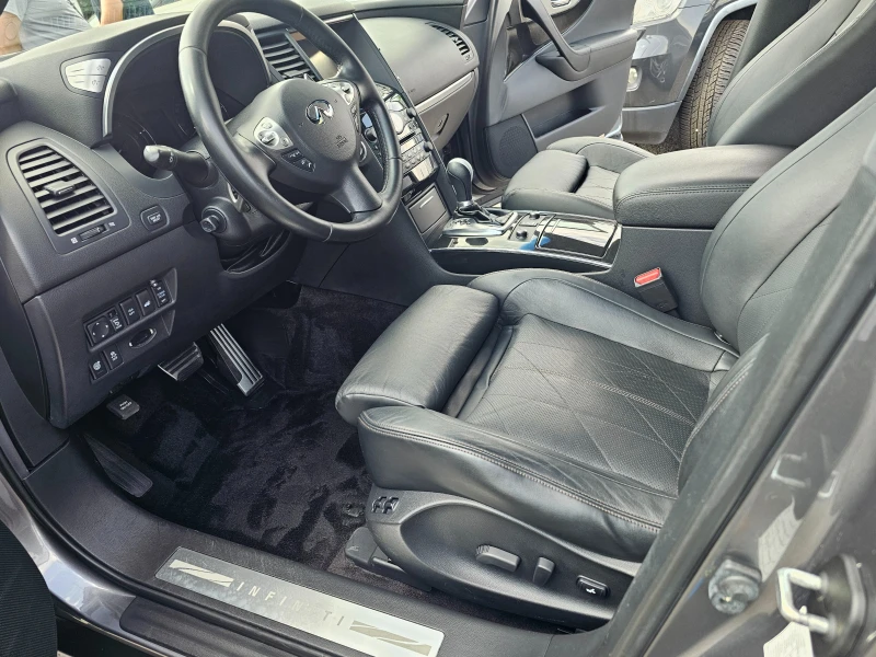 Infiniti QX70 3.0D, снимка 9 - Автомобили и джипове - 50735980