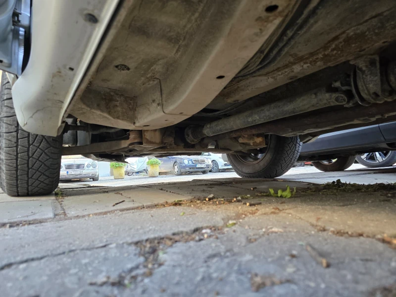 Mazda Tribute, снимка 11 - Автомобили и джипове - 52316761