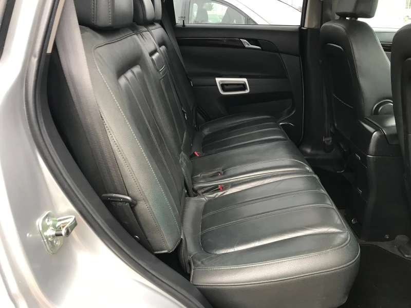 Opel Antara 2.0d-4x4-full, снимка 11 - Автомобили и джипове - 52668913