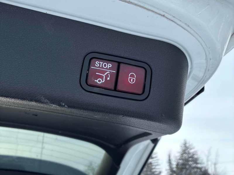 Mercedes-Benz GLE 43 AMG Пано* Подгрев* 360* H&K* , снимка 13 - Автомобили и джипове - 52803508