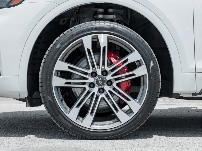 Audi SQ5 * 3.0T Technik Panoroof | Bang & Olufsen | carfax|, снимка 4 - Автомобили и джипове - 52905579