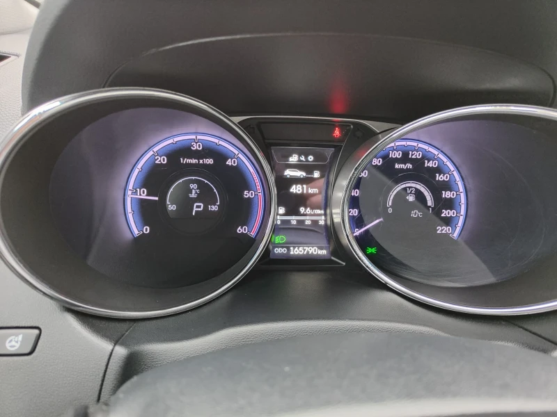 Hyundai IX35, снимка 11 - Автомобили и джипове - 53341849