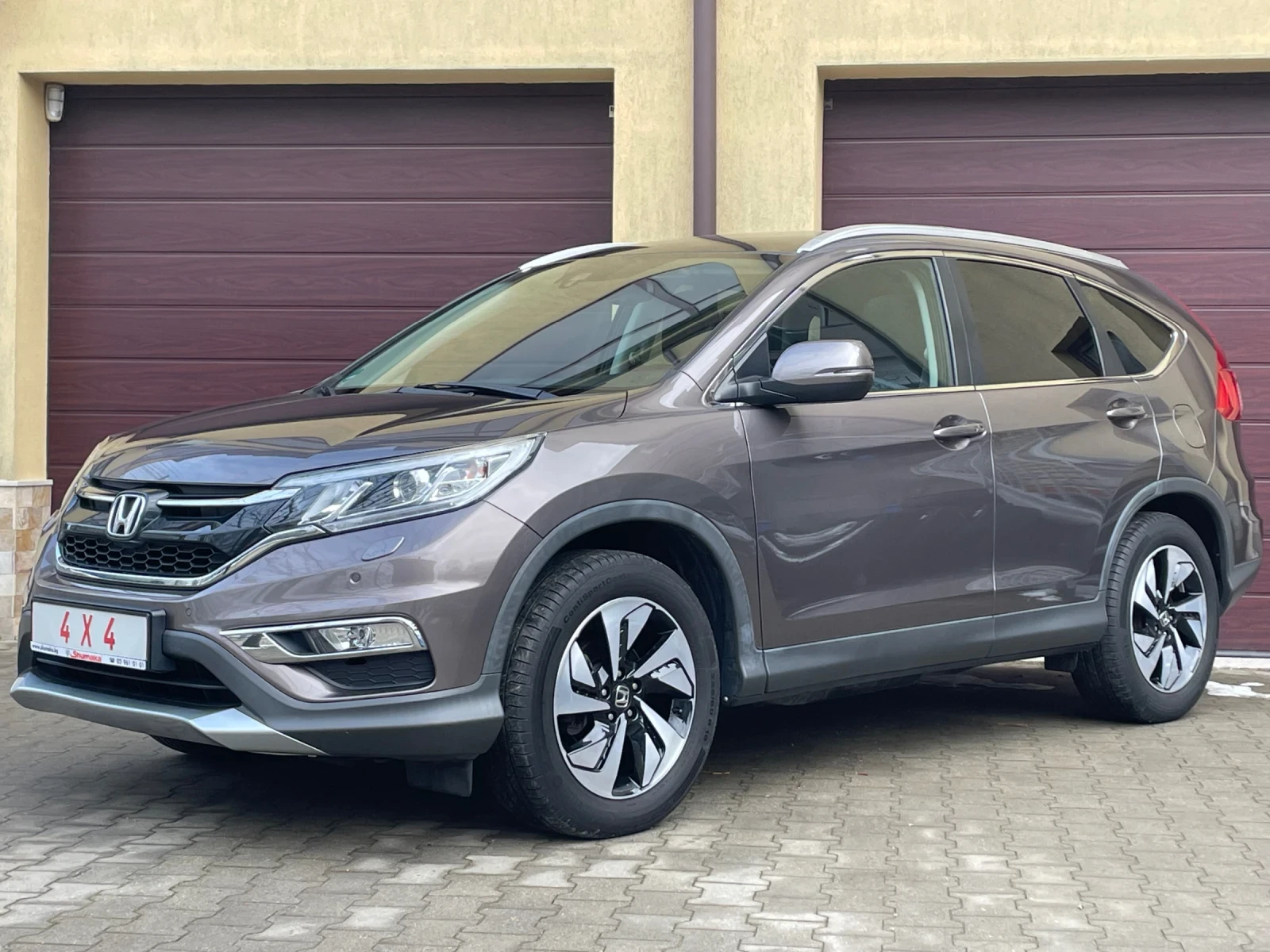 Honda Cr-v 2.0i * 4X4* EXECUTIVE 72хил.км! - изображение 2