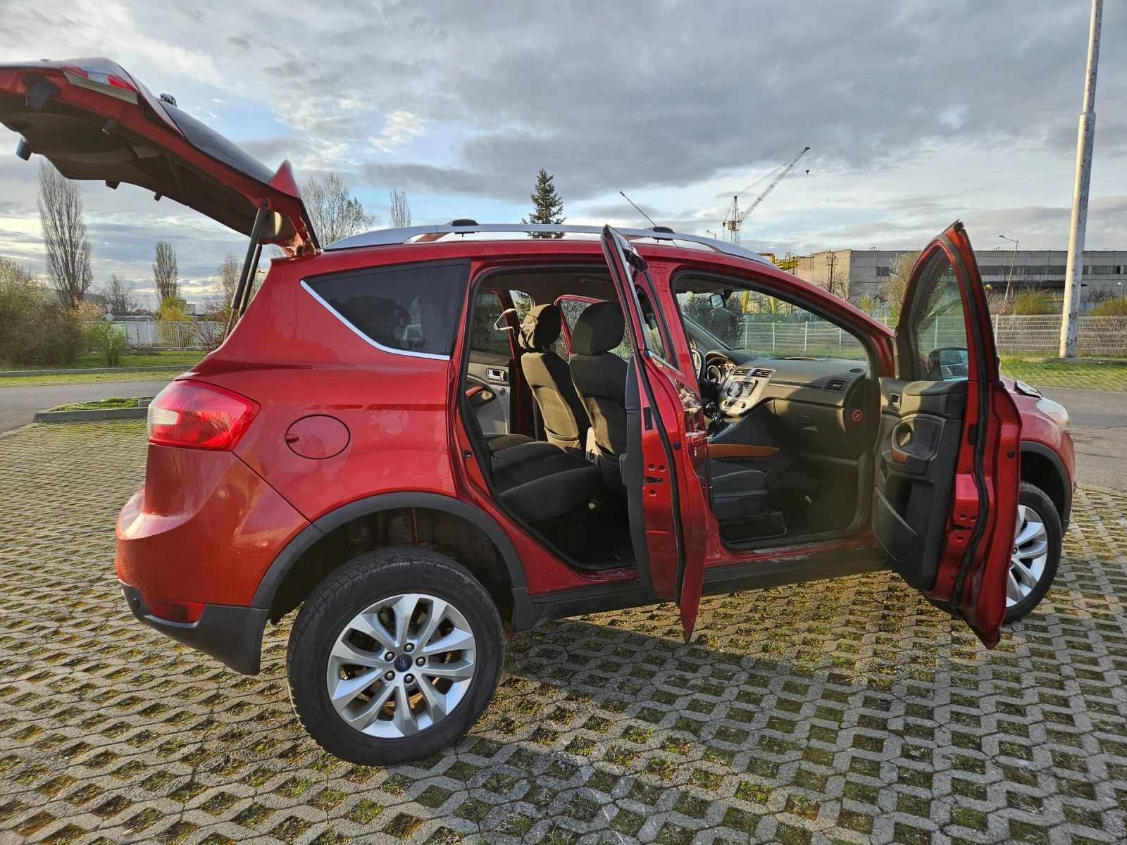 Ford Kuga FORD MOTO-PFOHE - изображение 10