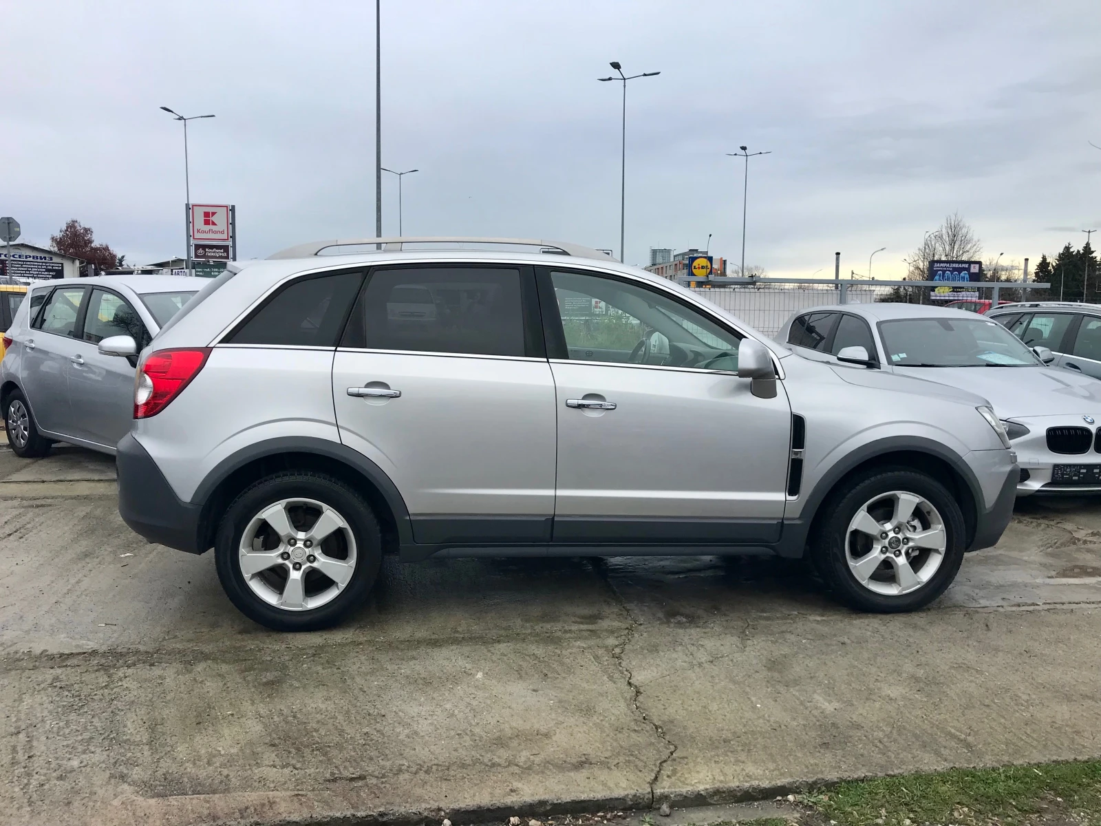 Opel Antara 2.0d-4x4-full - изображение 8