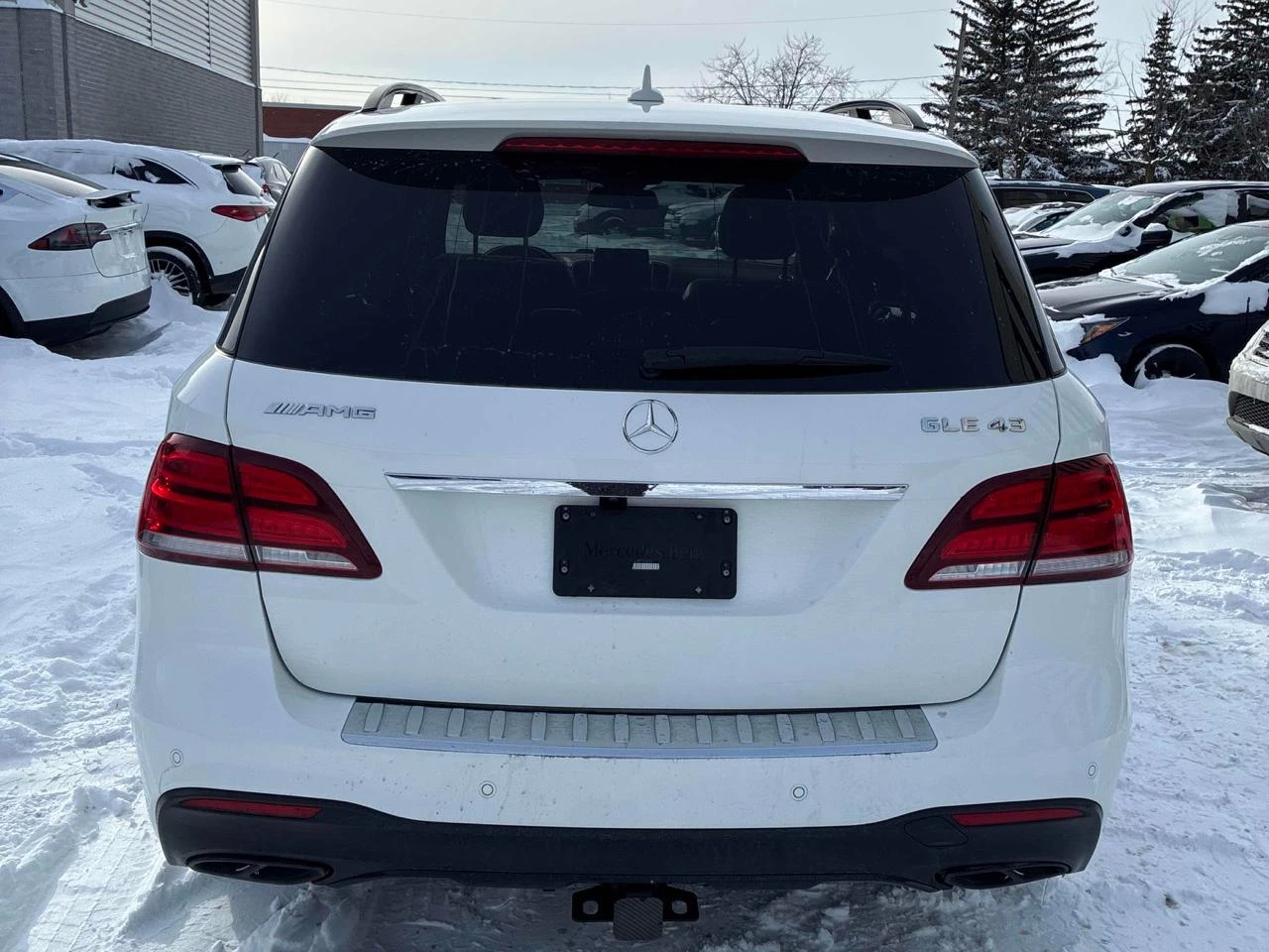 Mercedes-Benz GLE 43 AMG Пано* Подгрев* 360* H&K*  - изображение 4