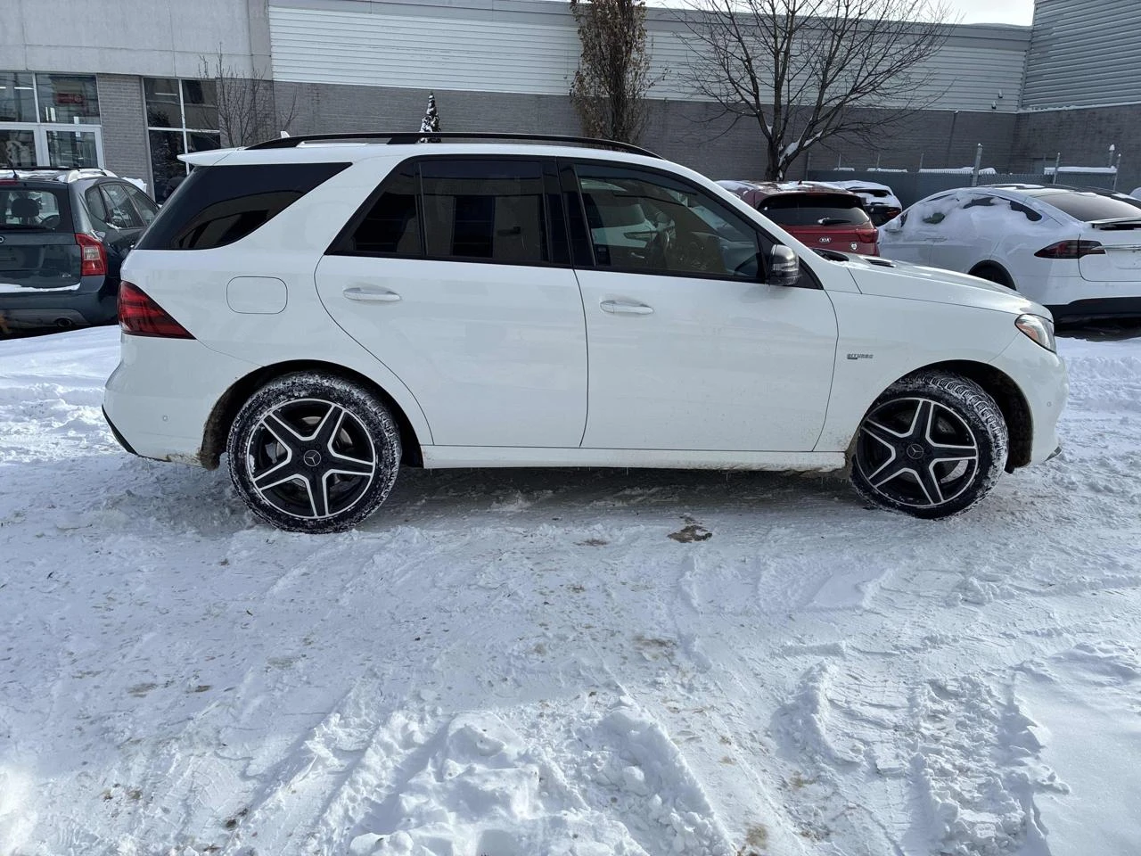 Mercedes-Benz GLE 43 AMG Пано* Подгрев* 360* H&K*  - изображение 3