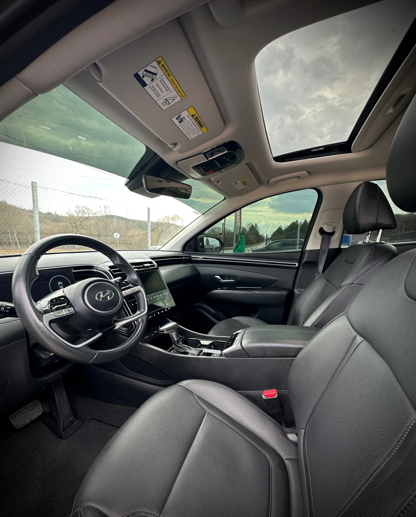 Hyundai Tucson, снимка 11 - Автомобили и джипове - 53978816