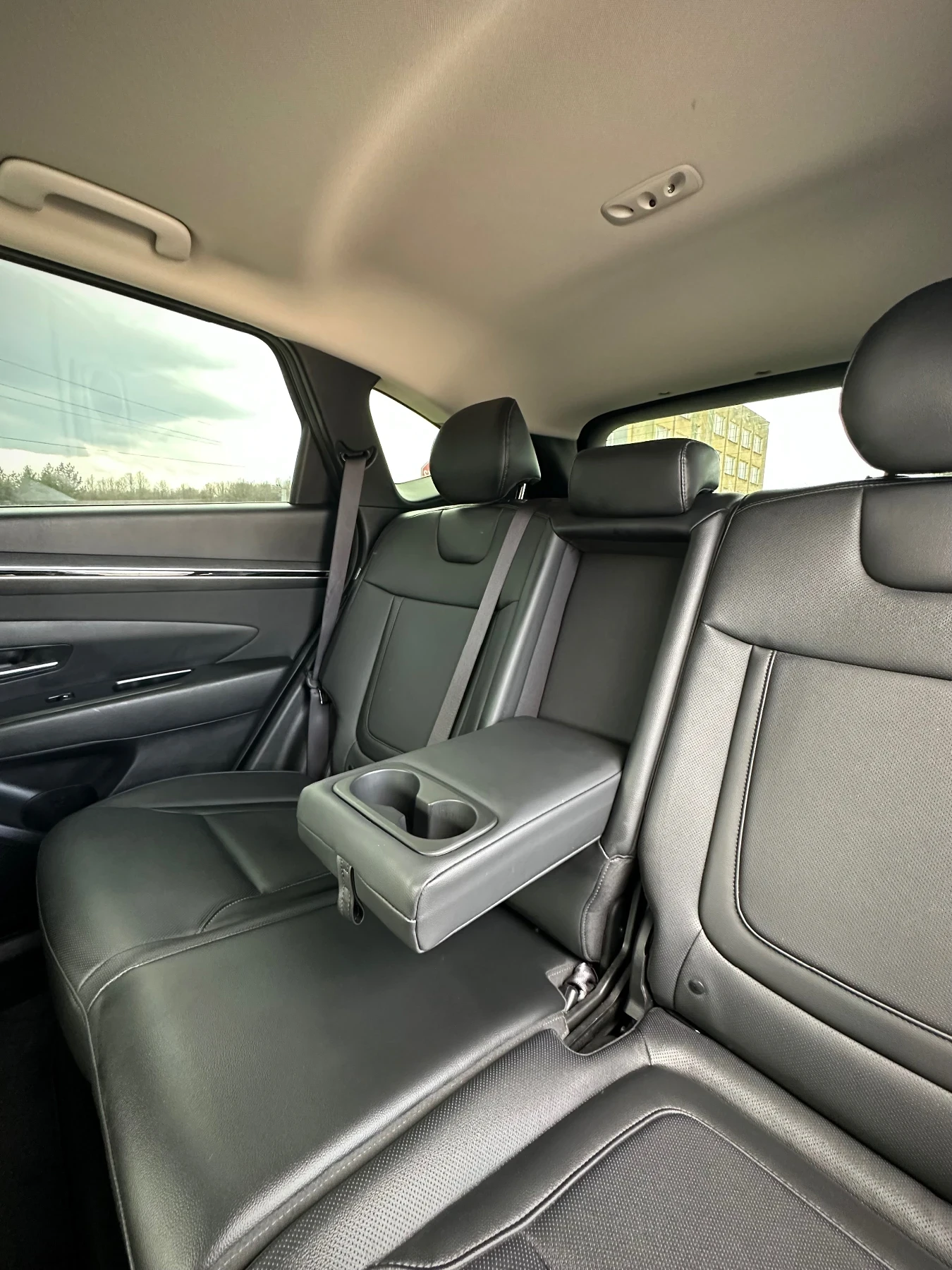 Hyundai Tucson, снимка 9 - Автомобили и джипове - 53978816