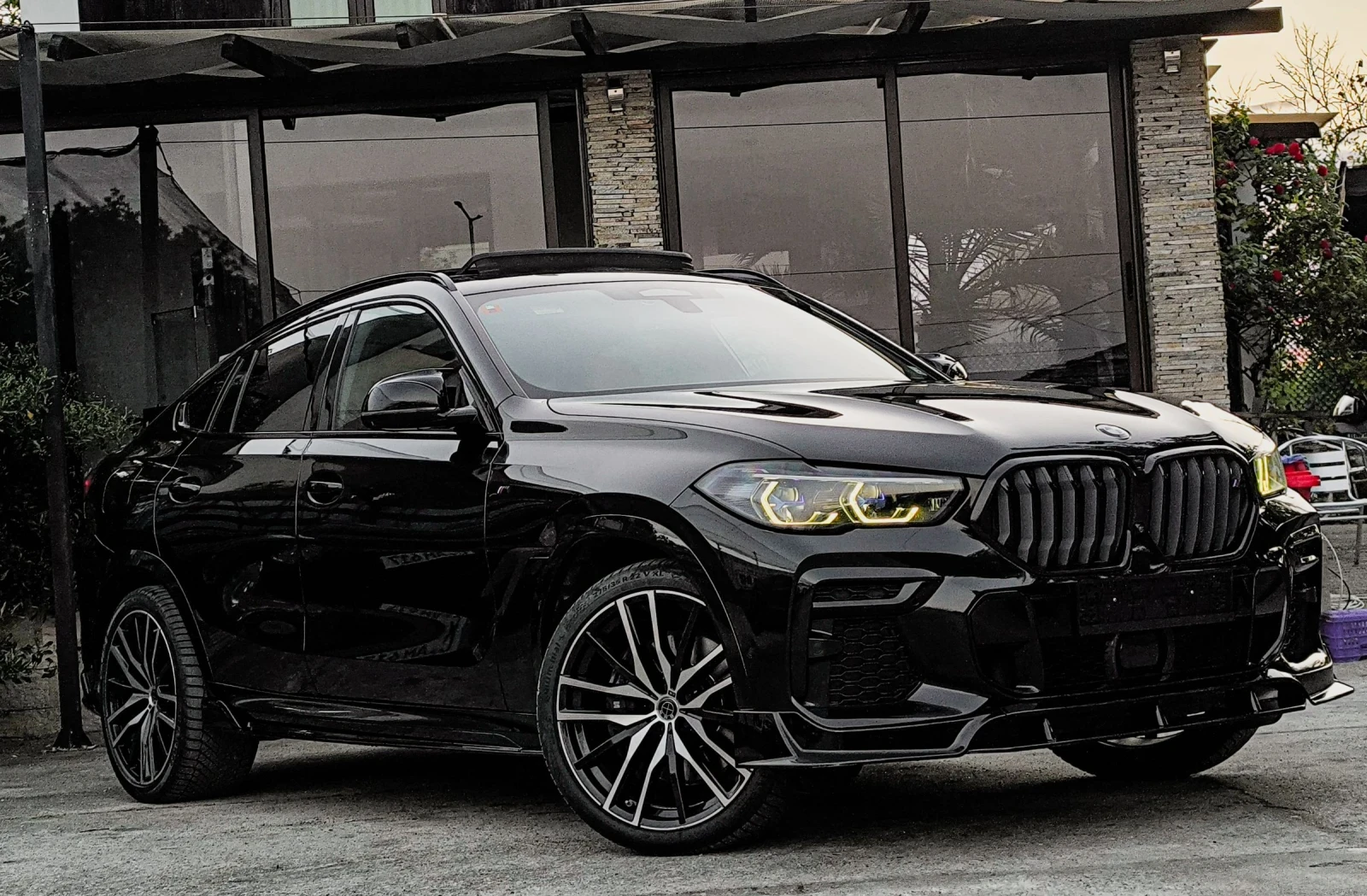 BMW X6 M40D M-PAKET/PERFORMANCE/ПАНОРАМА/HEADUP/360/, снимка 3 - Автомобили и джипове - 54598556