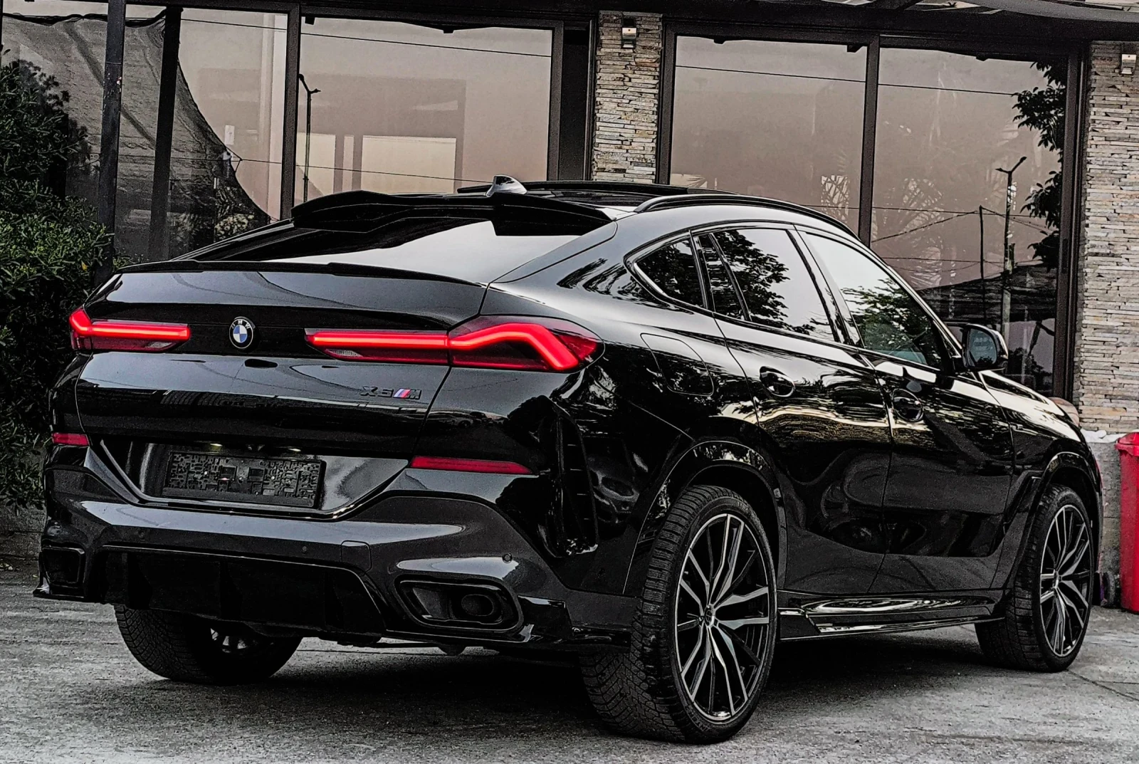 BMW X6 M40D M-PAKET/PERFORMANCE/ПАНОРАМА/HEADUP/360/, снимка 6 - Автомобили и джипове - 54598556