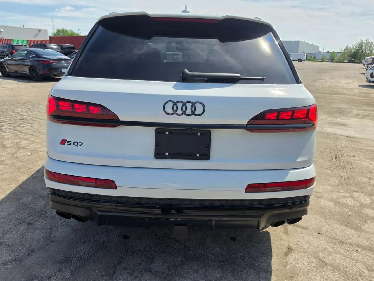 Audi SQ7 * 4.0 TFSI quattro * ДИСТРОНИК * 360 * ПОДГРЕВ, снимка 8 - Автомобили и джипове - 54692374
