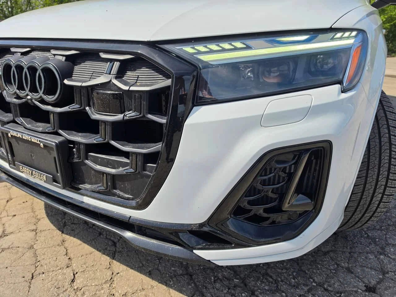 Audi SQ7 * 4.0 TFSI quattro * ДИСТРОНИК * 360 * ПОДГРЕВ, снимка 5 - Автомобили и джипове - 54692374