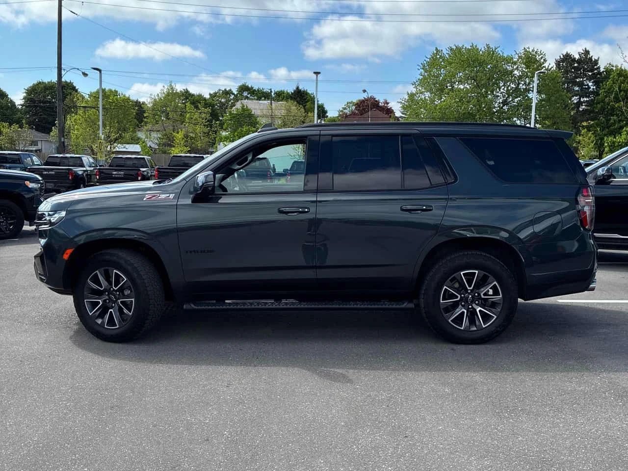 Chevrolet Tahoe * Z71 * CARFAX * ПАНО * KEYLESS * ПОДГРЕВИ, снимка 2 - Автомобили и джипове - 54699584