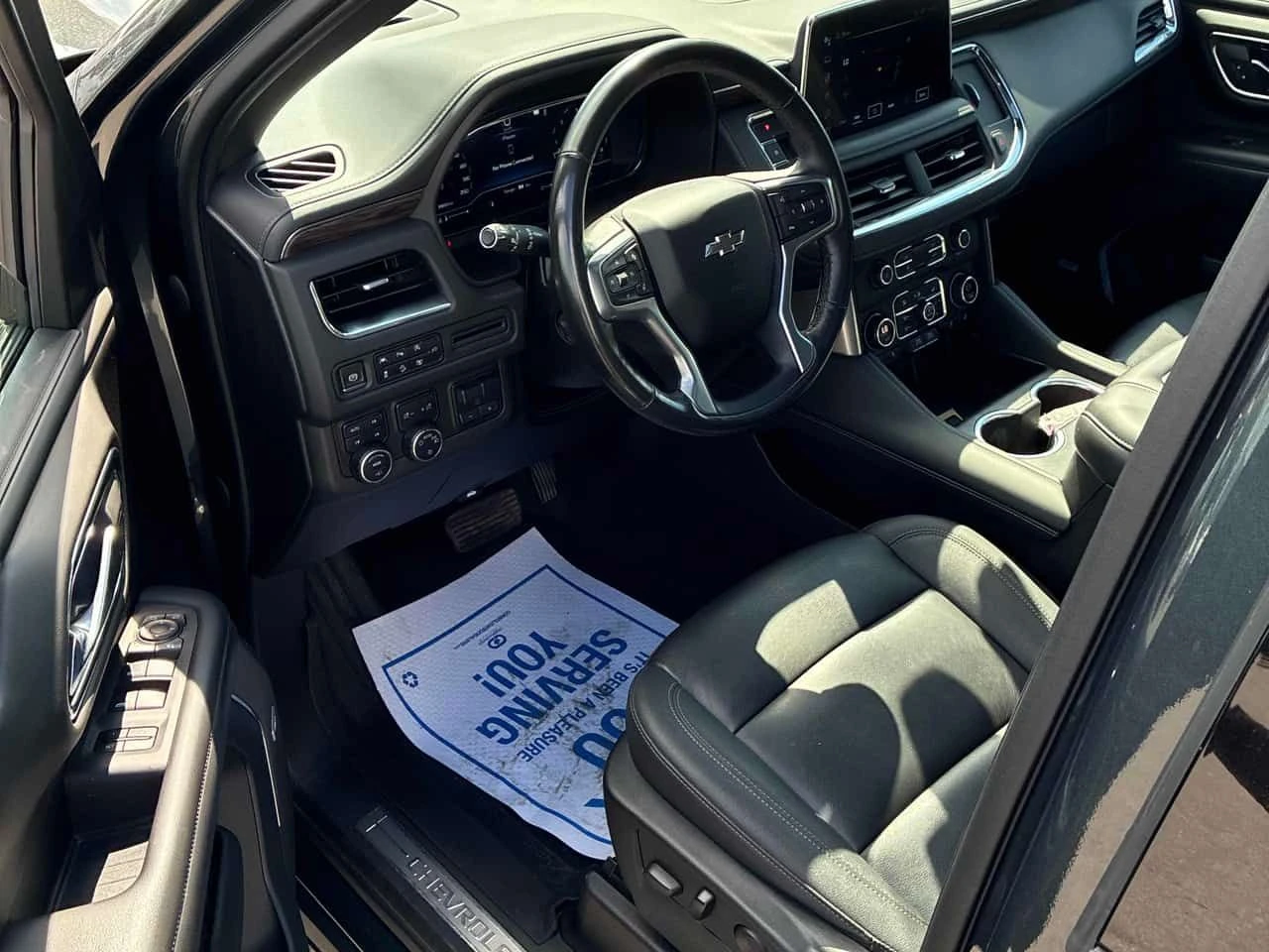 Chevrolet Tahoe * Z71 * CARFAX * ПАНО * KEYLESS * ПОДГРЕВИ, снимка 5 - Автомобили и джипове - 54699584