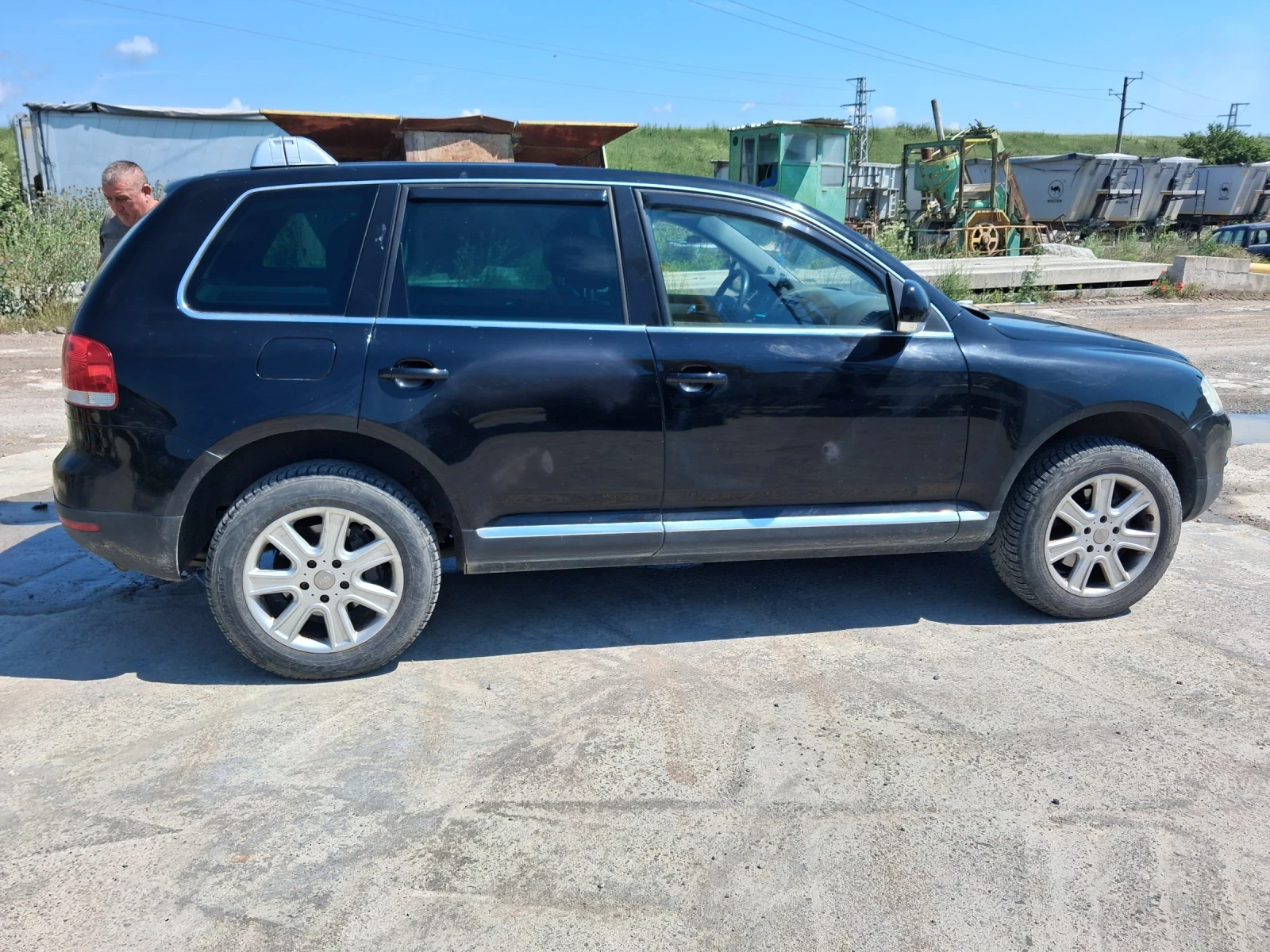 VW Touareg, снимка 6 - Автомобили и джипове - 54760022