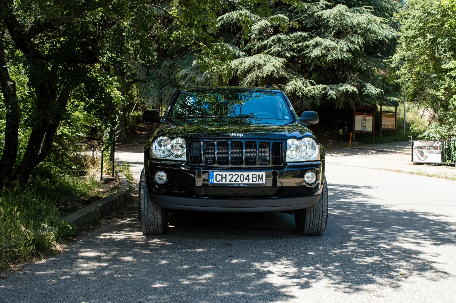 Jeep Grand cherokee 3.7 4x4 бензин/газ, снимка 2 - Автомобили и джипове - 54967992