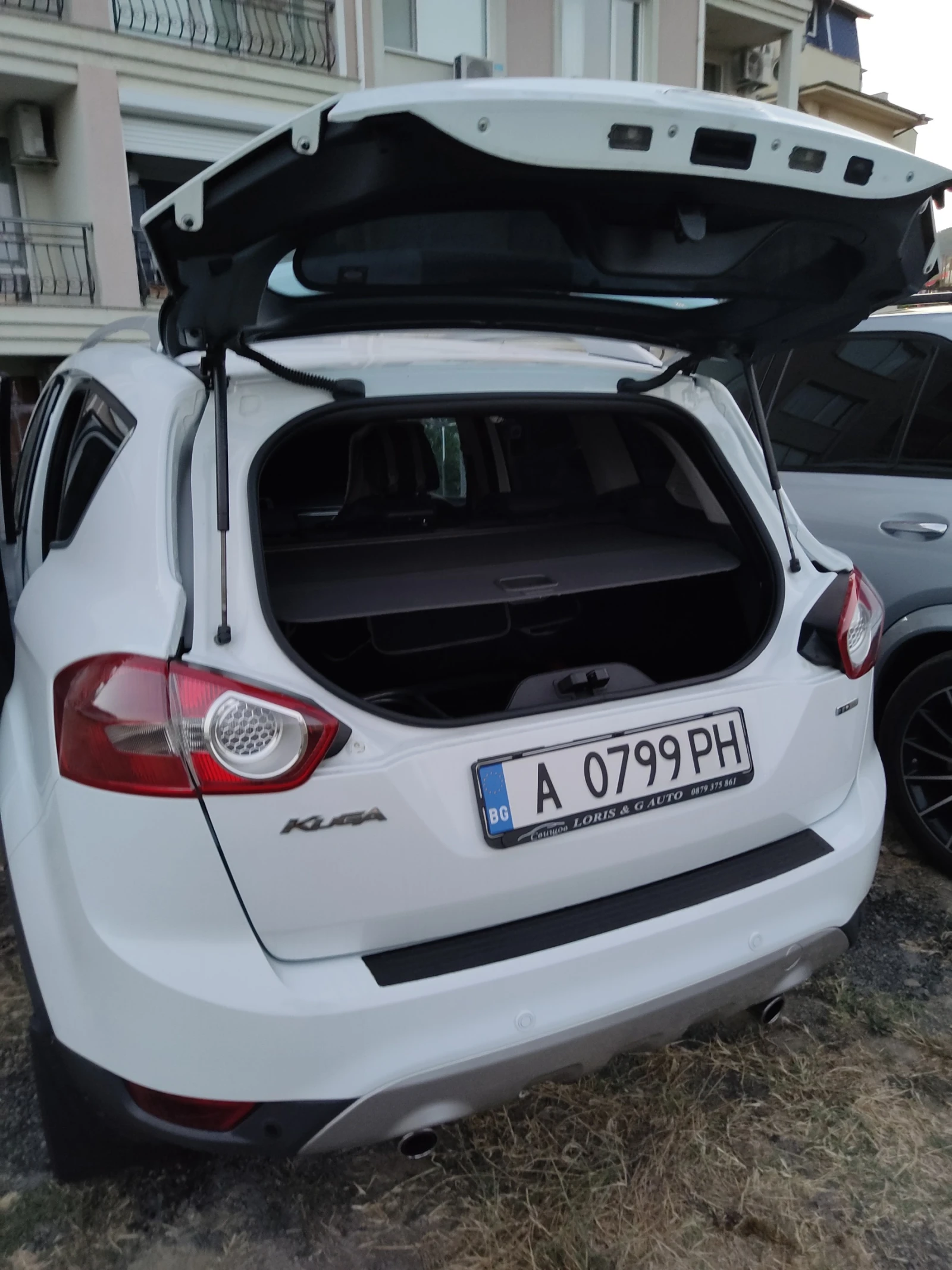 Ford Kuga 2.0, снимка 16 - Автомобили и джипове - 55069798