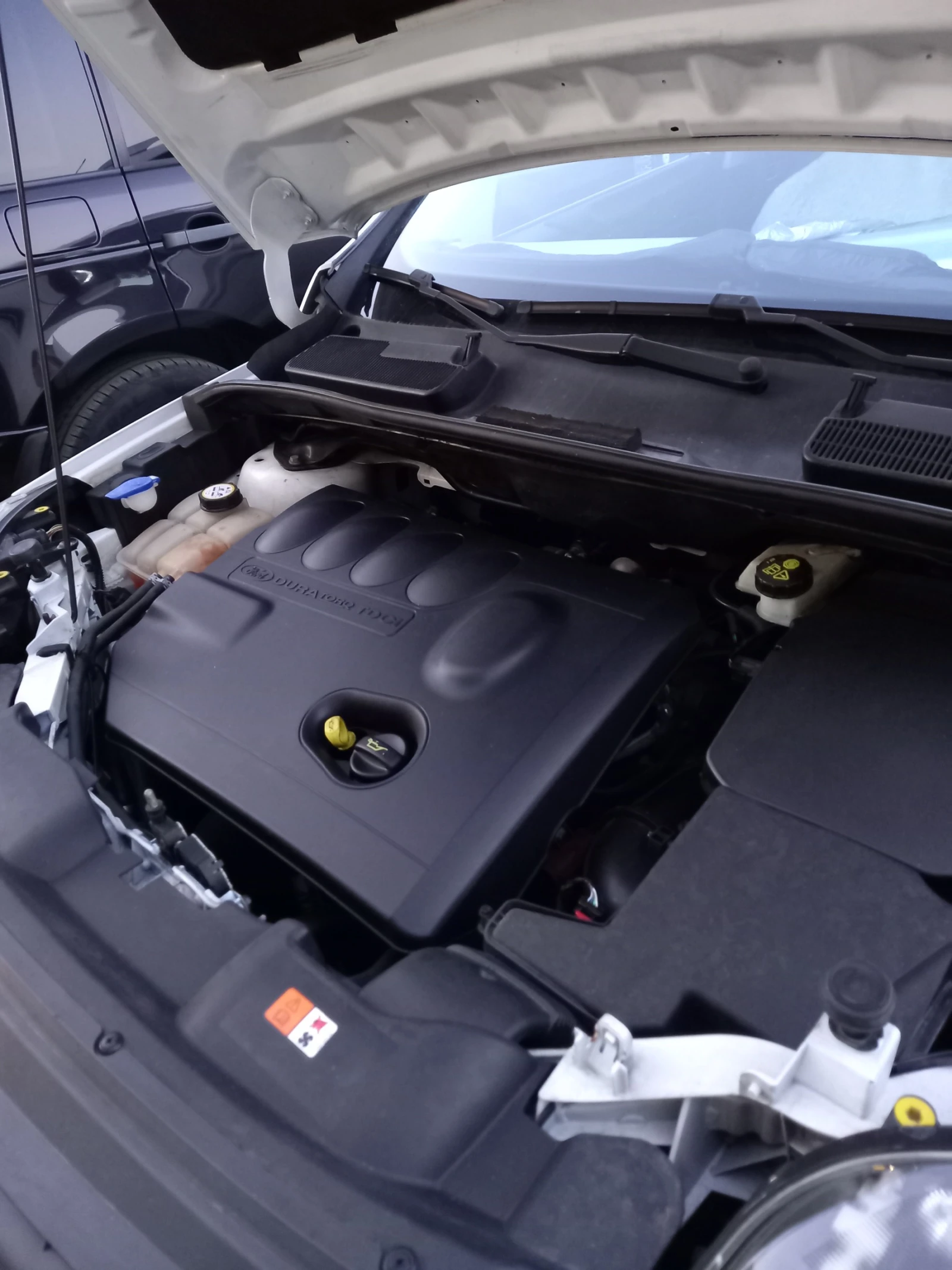 Ford Kuga 2.0, снимка 7 - Автомобили и джипове - 55069798
