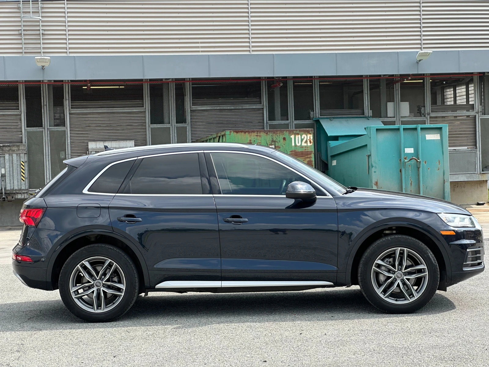 Audi Q5 PREMIUM PLUS, снимка 5 - Автомобили и джипове - 55155118