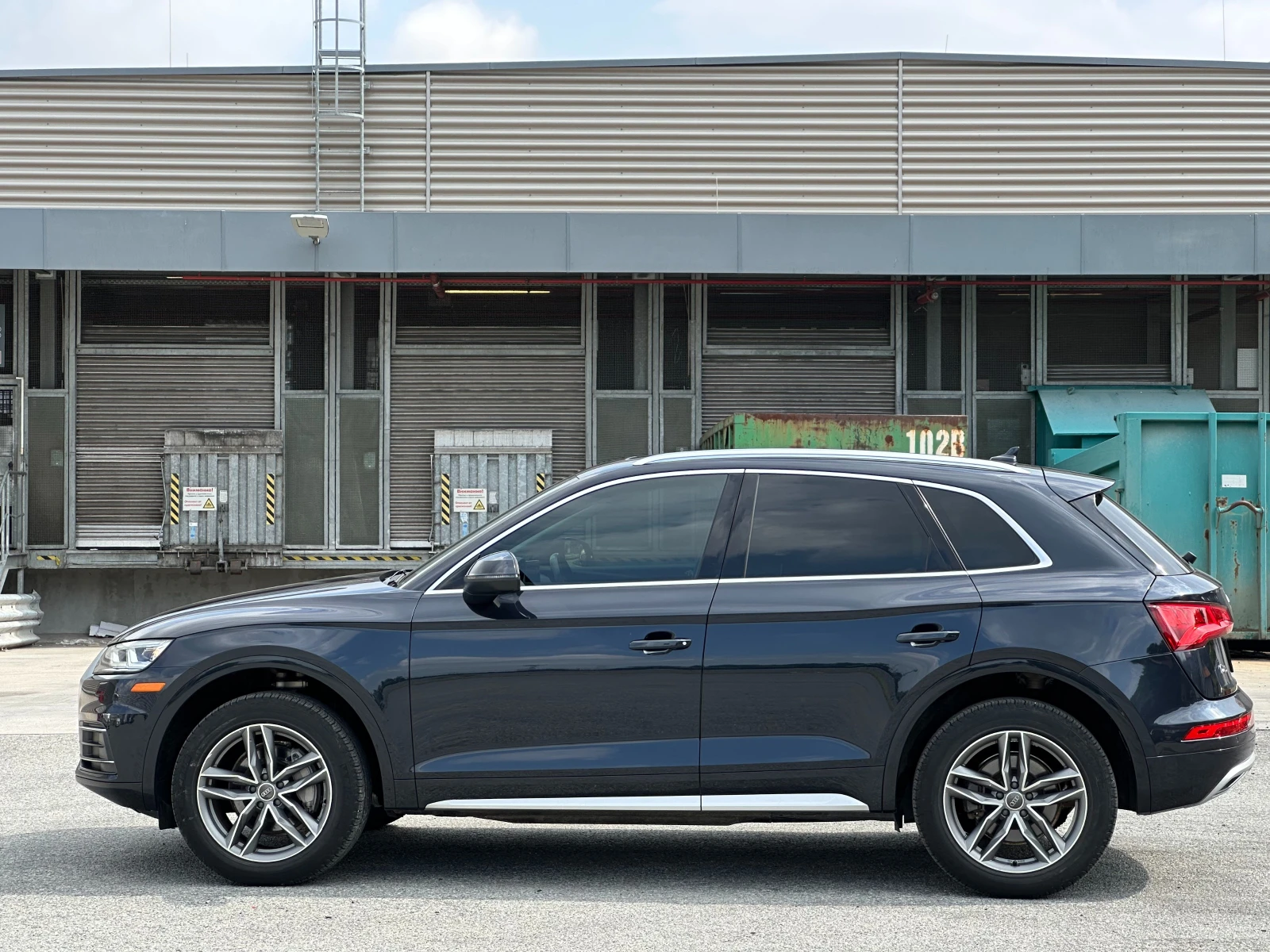 Audi Q5 PREMIUM PLUS, снимка 4 - Автомобили и джипове - 55155118