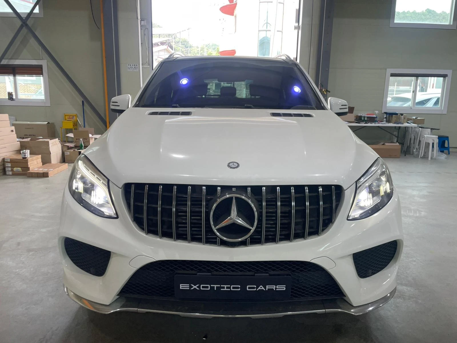Mercedes-Benz GLE 350 d 4 Matic ! AMG Line !, снимка 2 - Автомобили и джипове - 55276547