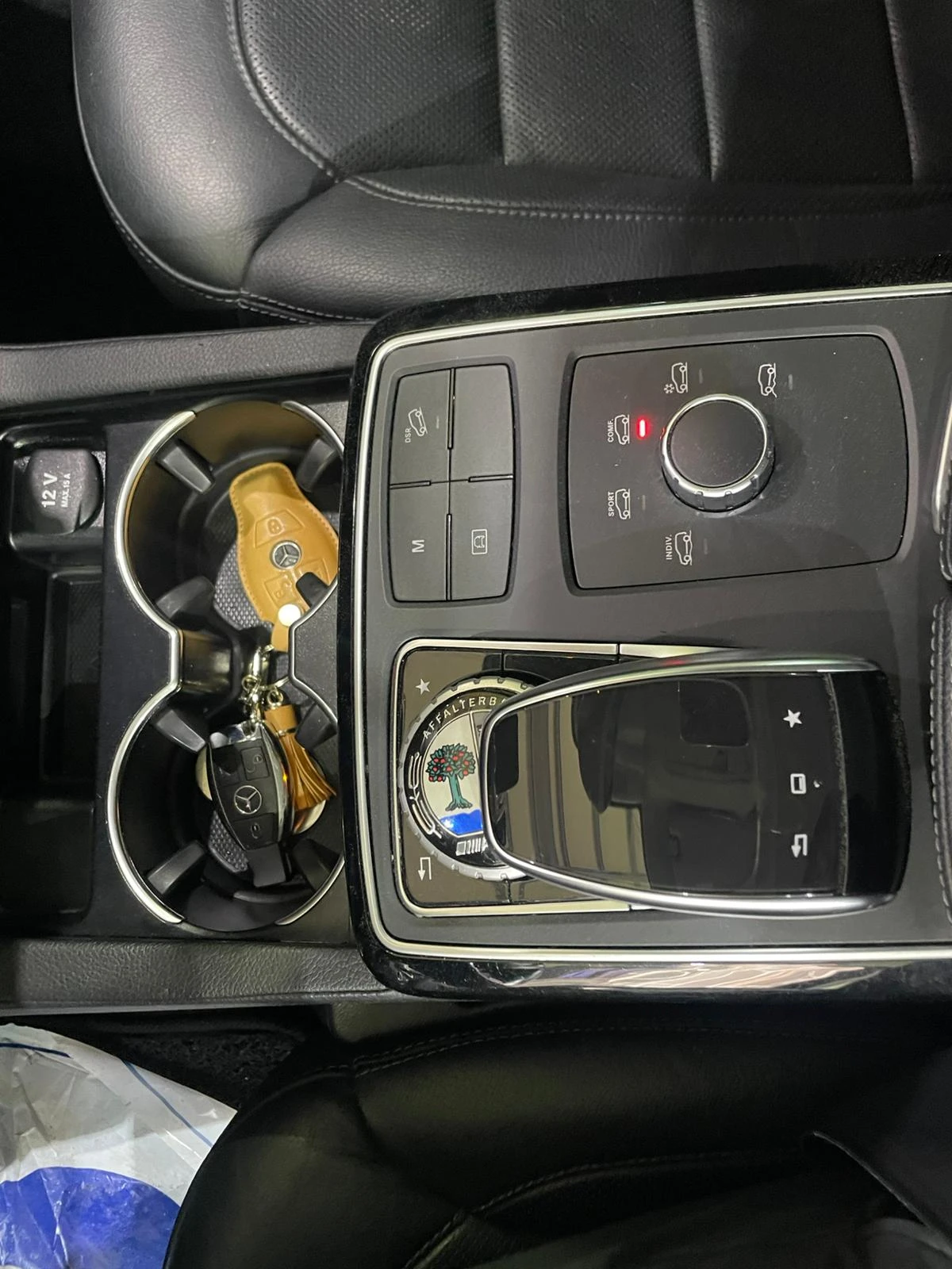 Mercedes-Benz GLE 350 d 4 Matic ! AMG Line !, снимка 16 - Автомобили и джипове - 55276547