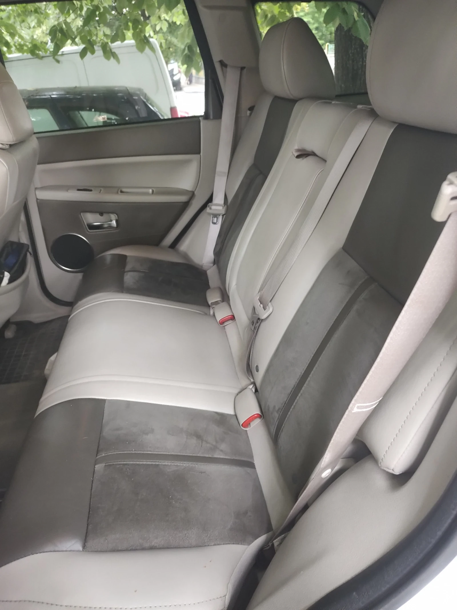 Jeep Grand cherokee, снимка 3 - Автомобили и джипове - 55435216