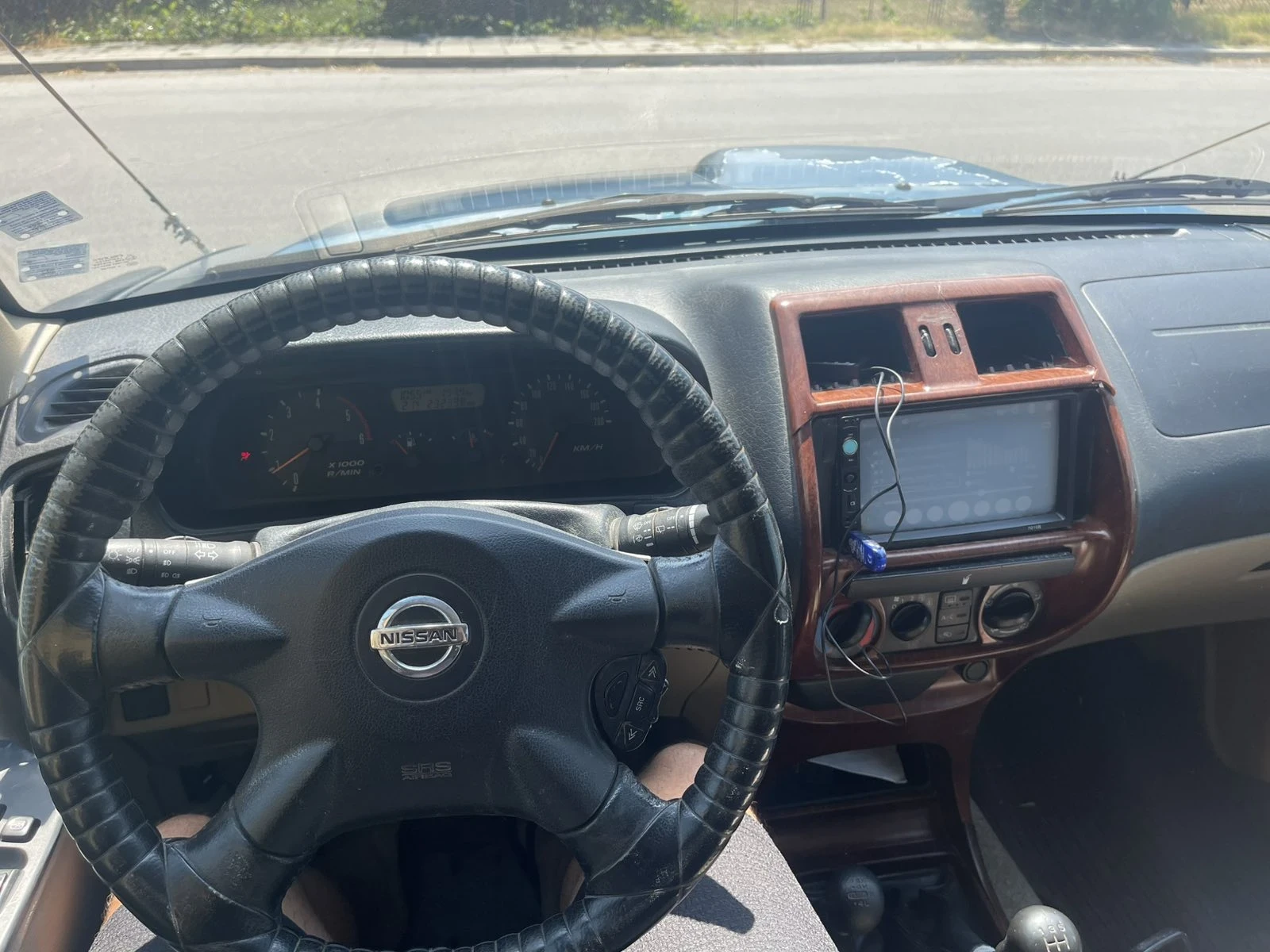 Nissan Terrano 3.0, снимка 7 - Автомобили и джипове - 55581763