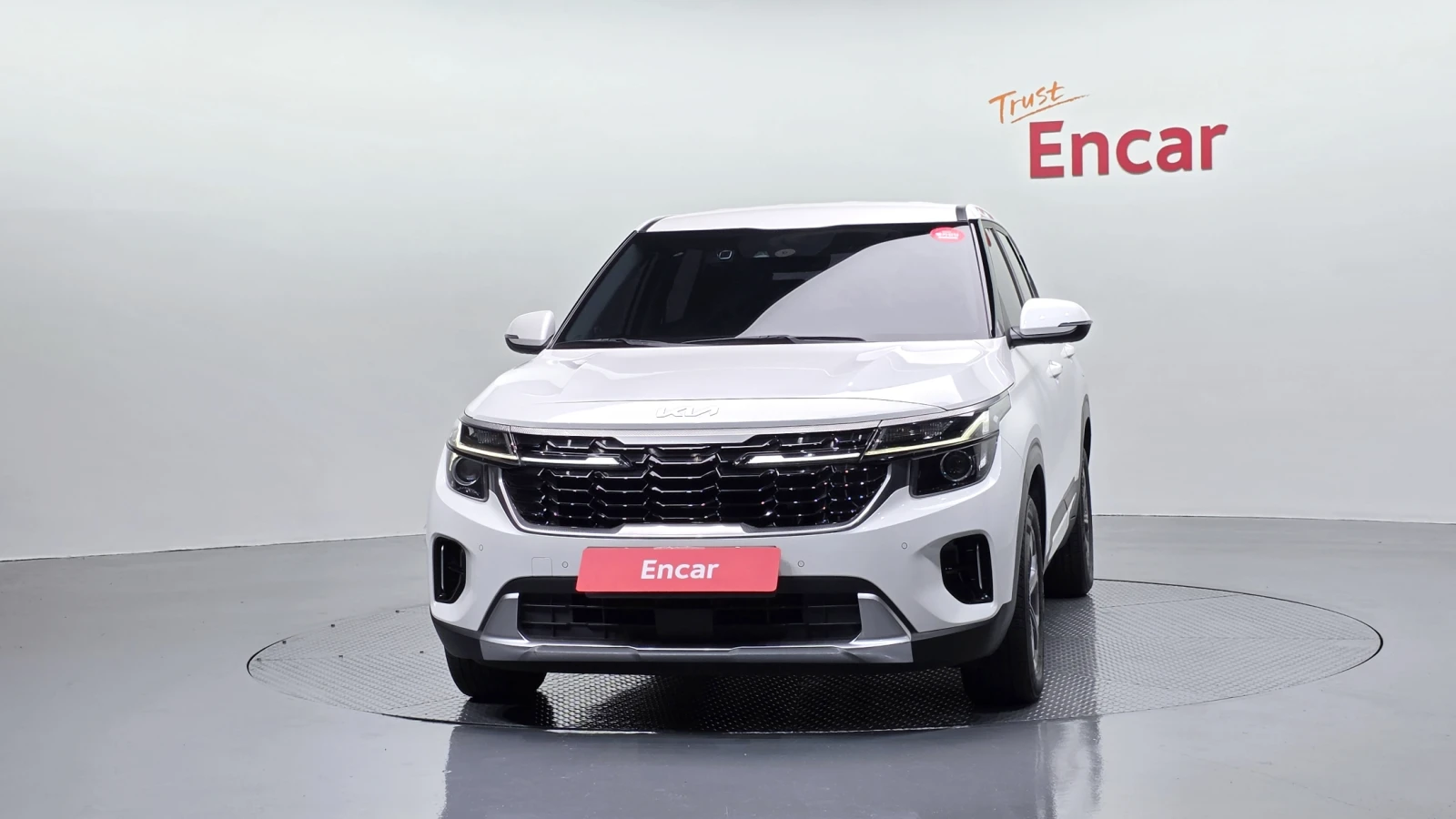Kia Seltos Gasoline 1.6 Turbo 4WD Prestige autogeorge.com, снимка 4 - Автомобили и джипове - 56137252