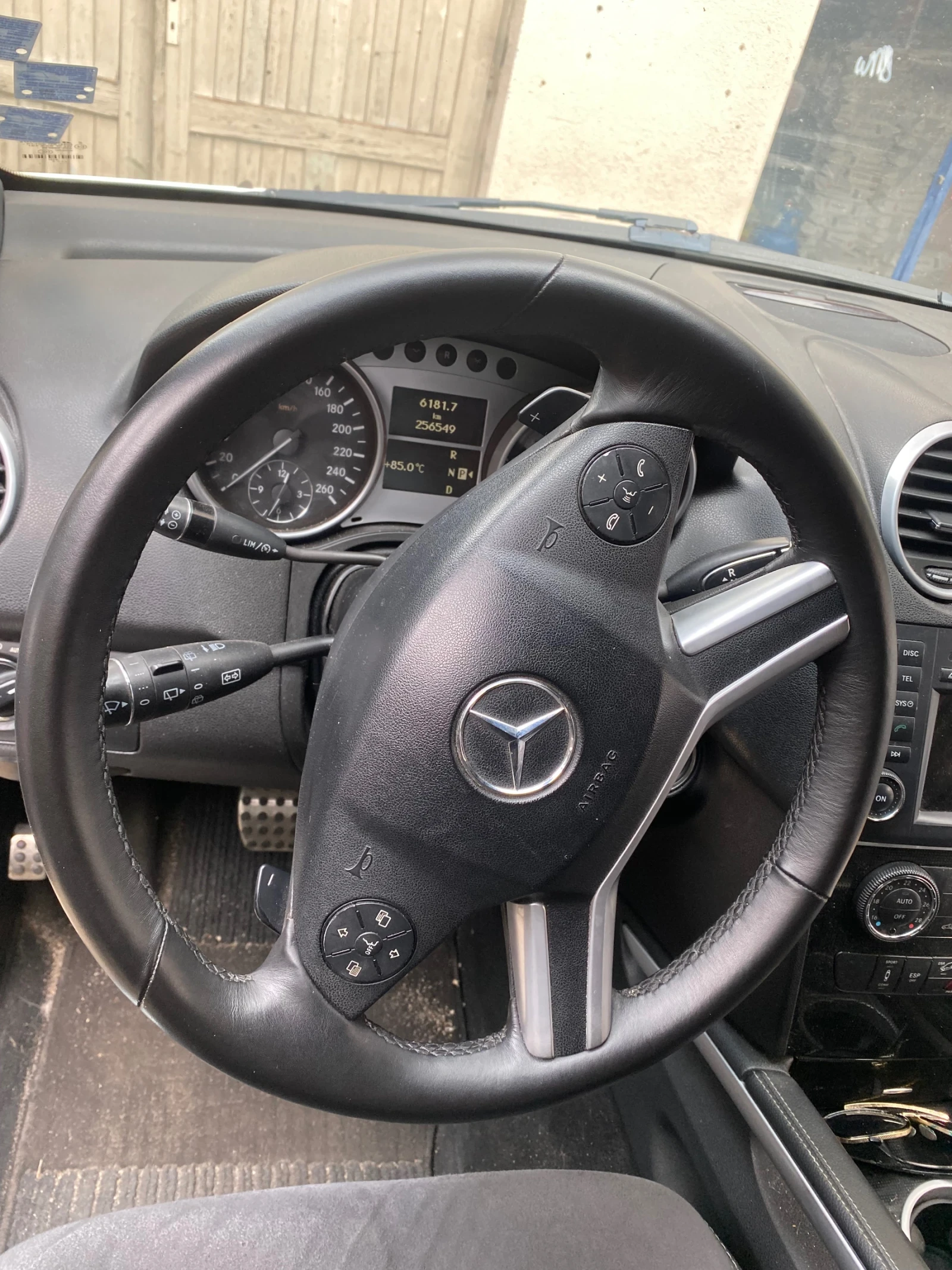 Mercedes-Benz ML 350 AMG , снимка 6 - Автомобили и джипове - 56312650