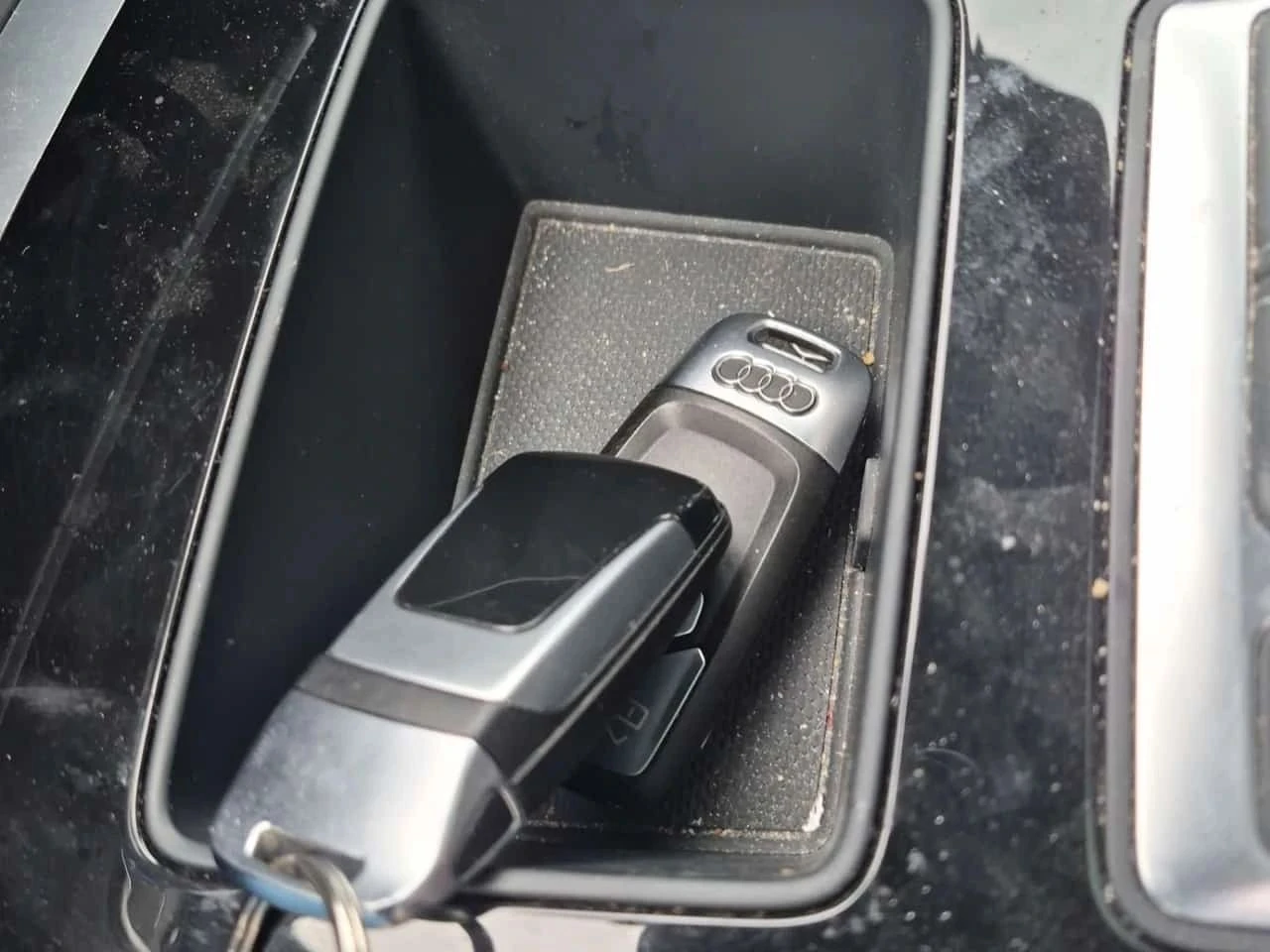Audi Q5, снимка 8 - Автомобили и джипове - 56686552