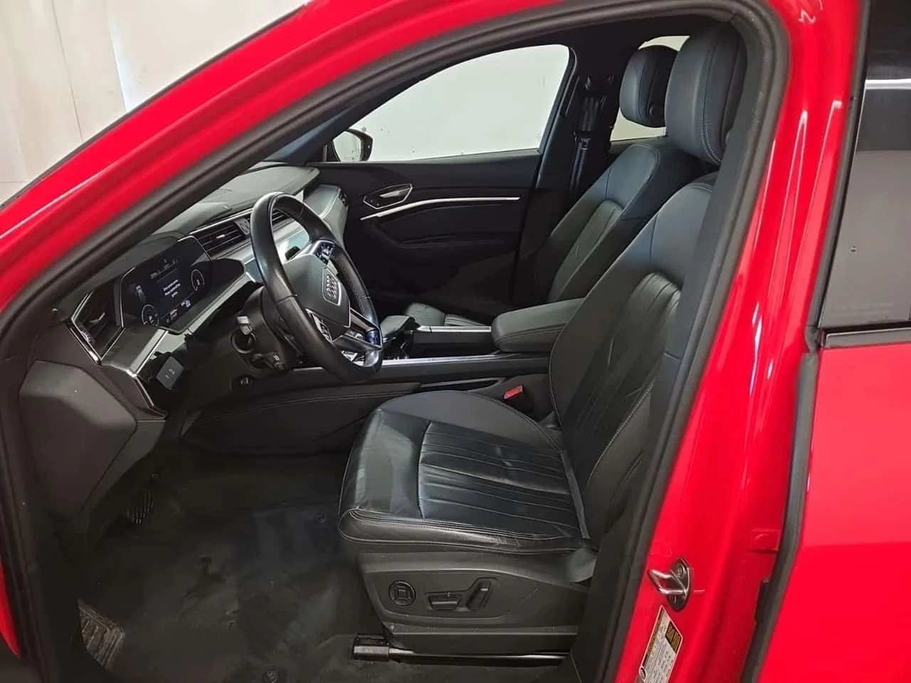 Audi Q8, снимка 8 - Автомобили и джипове - 56688282